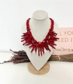COLLAR COMBI MADERA Y CORAL ROJO