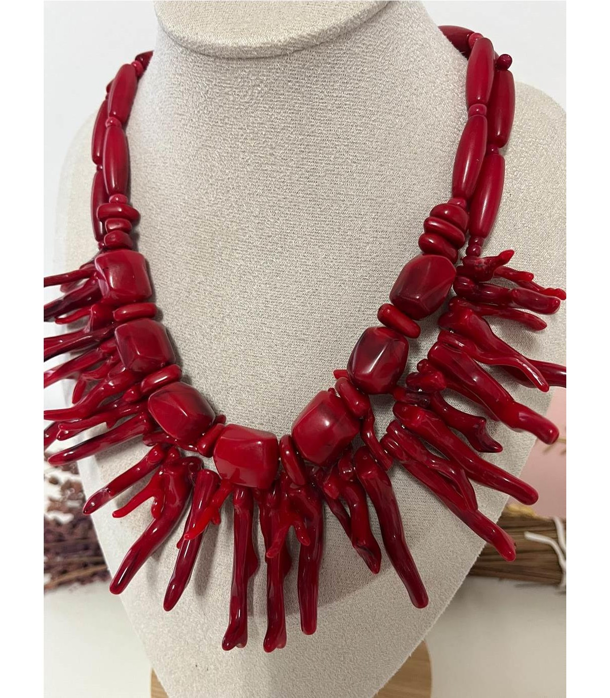 COLLAR COMBI MADERA Y CORAL ROJO