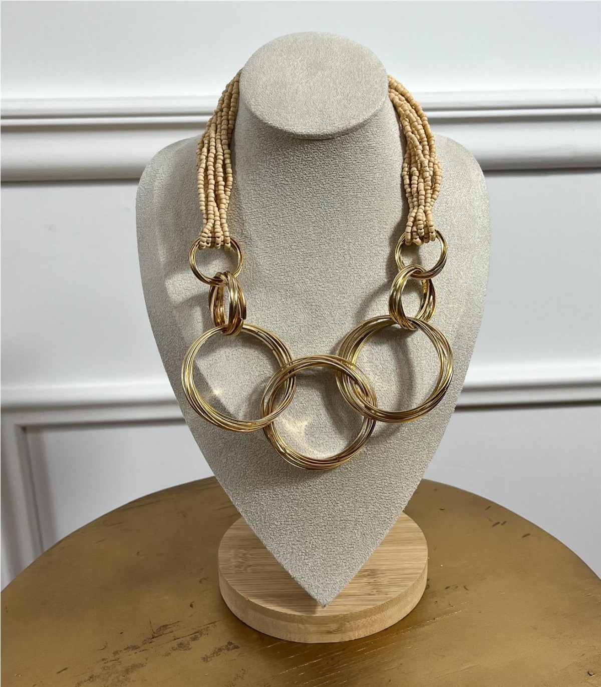 COLLAR CIRCULO BEIGE