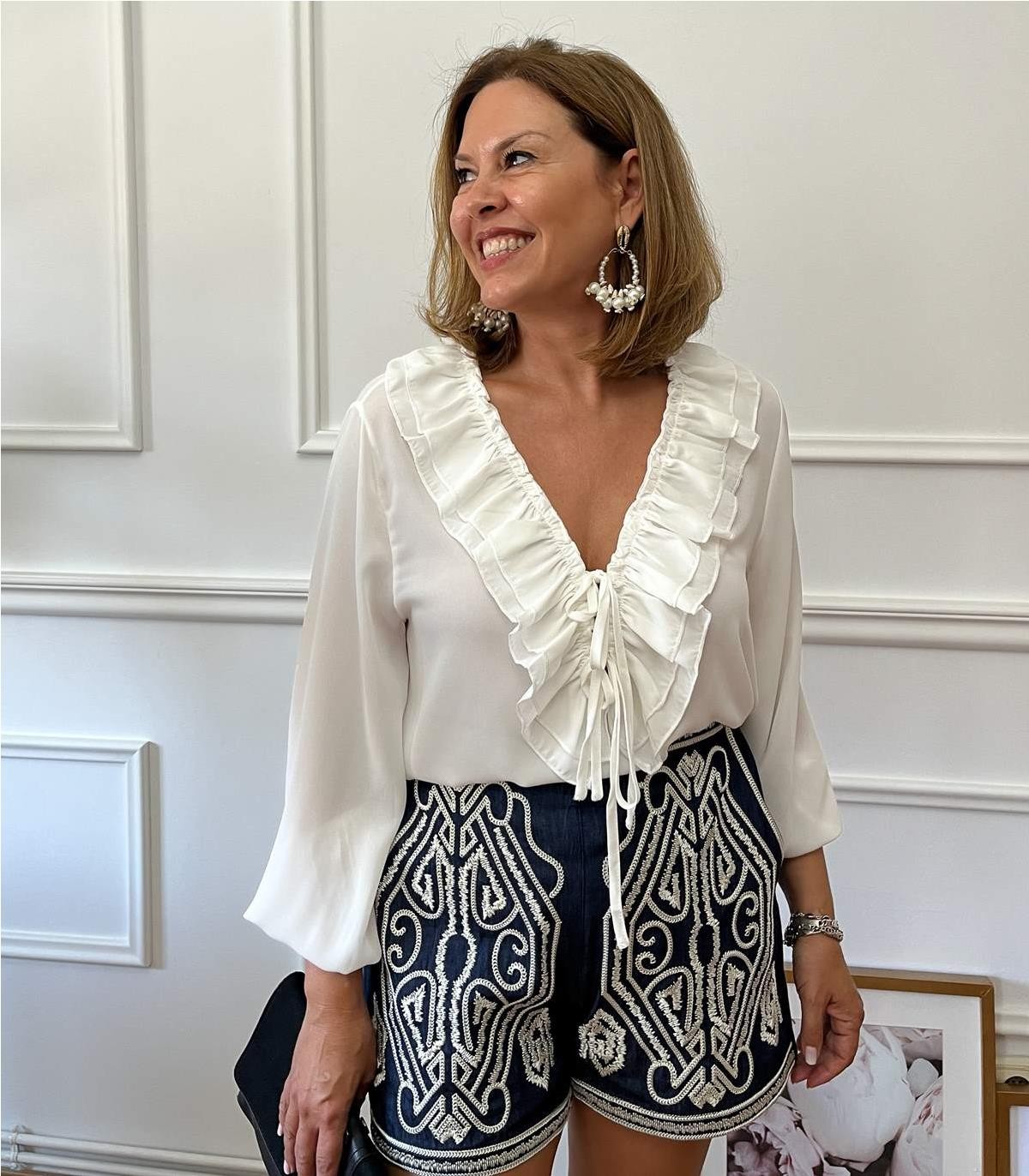 BLUSA VOLANTE ANY BLANCO