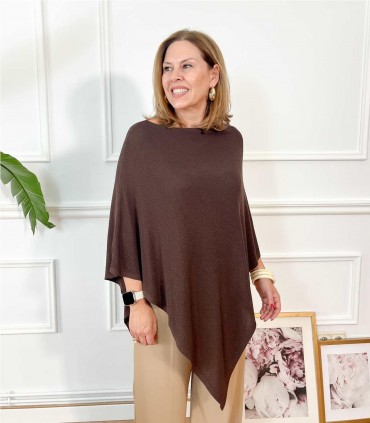 PONCHO PUNTO MARRON
