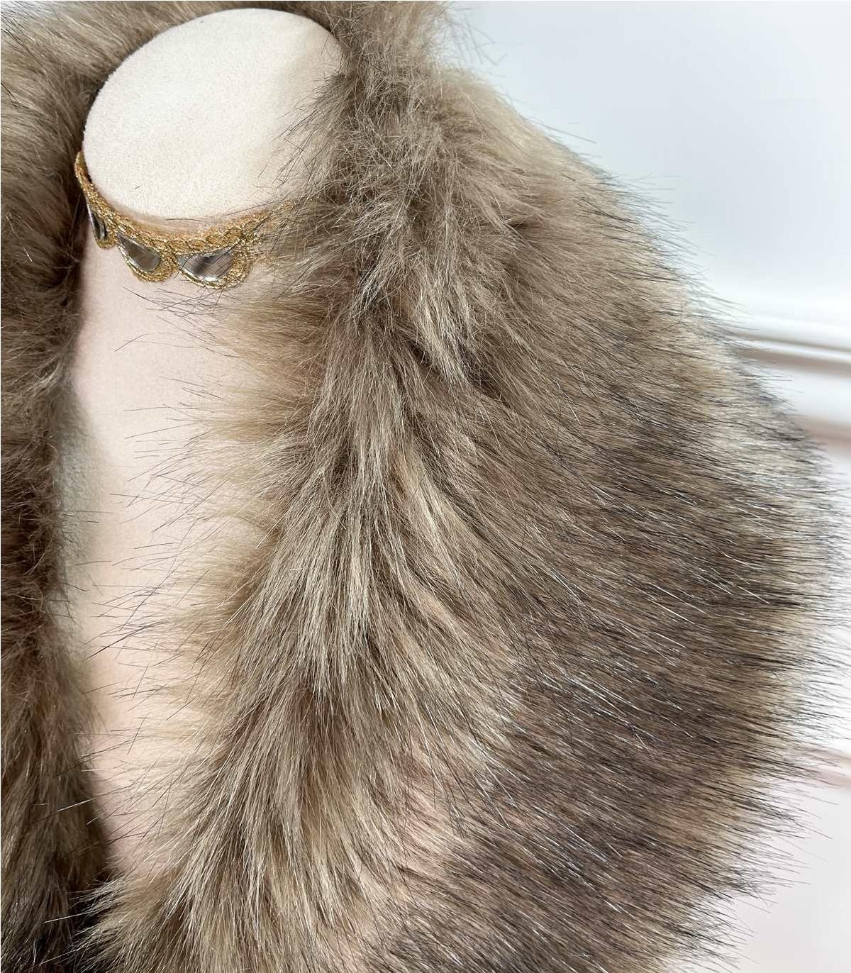 CUELLO PELO BEIGE