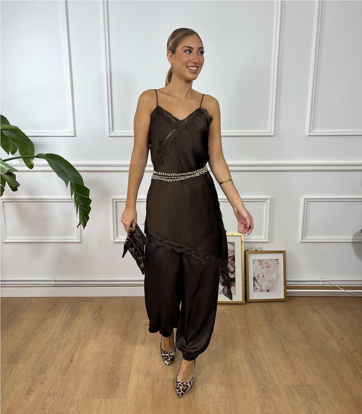 VESTIDO LENCERO  PUNTILLA MARRON