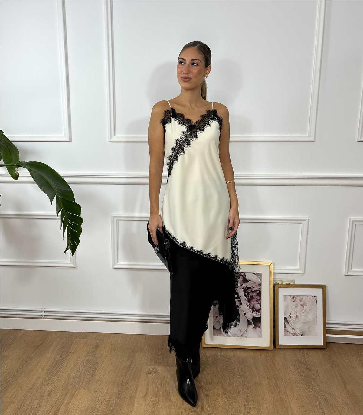 VESTIDO LENCERO  PUNTILLA CRUDO